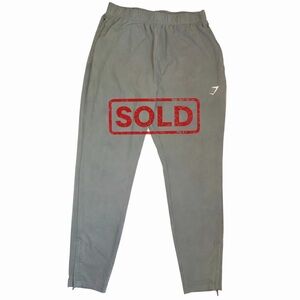 Gymshark Men’s Training Pants jogger Gray Size L Zip Pockets Ankle Zips Athletic